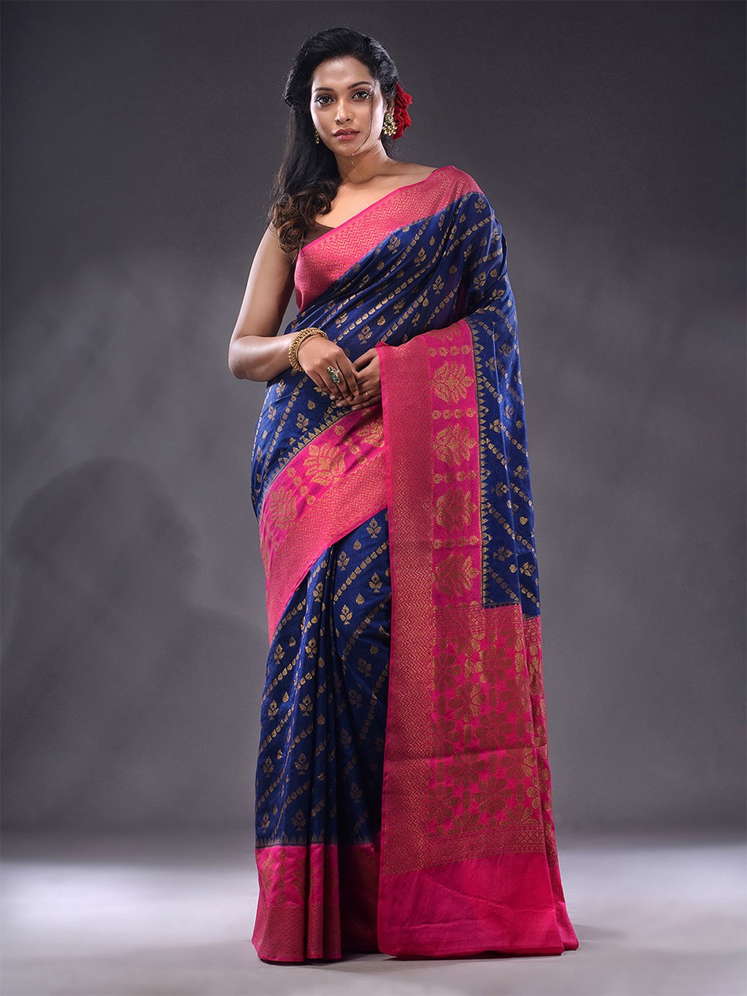 

Charukriti Ethnic Motifs Woven Design Zari Saree, Navy blue