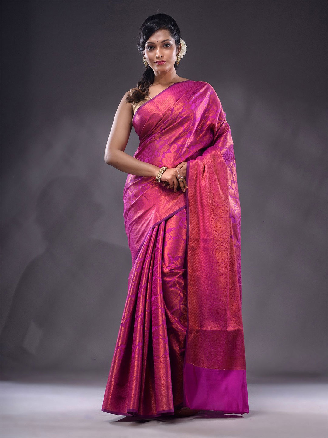 

Charukriti Floral Woven Design Zari Brocade Saree, Magenta