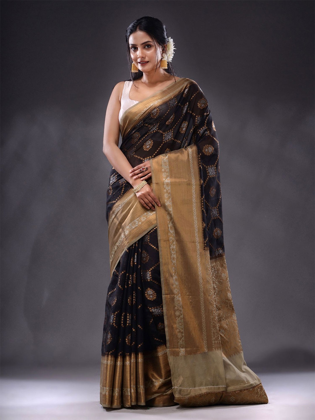 

Charukriti Floral Woven Design Zari Saree, Black