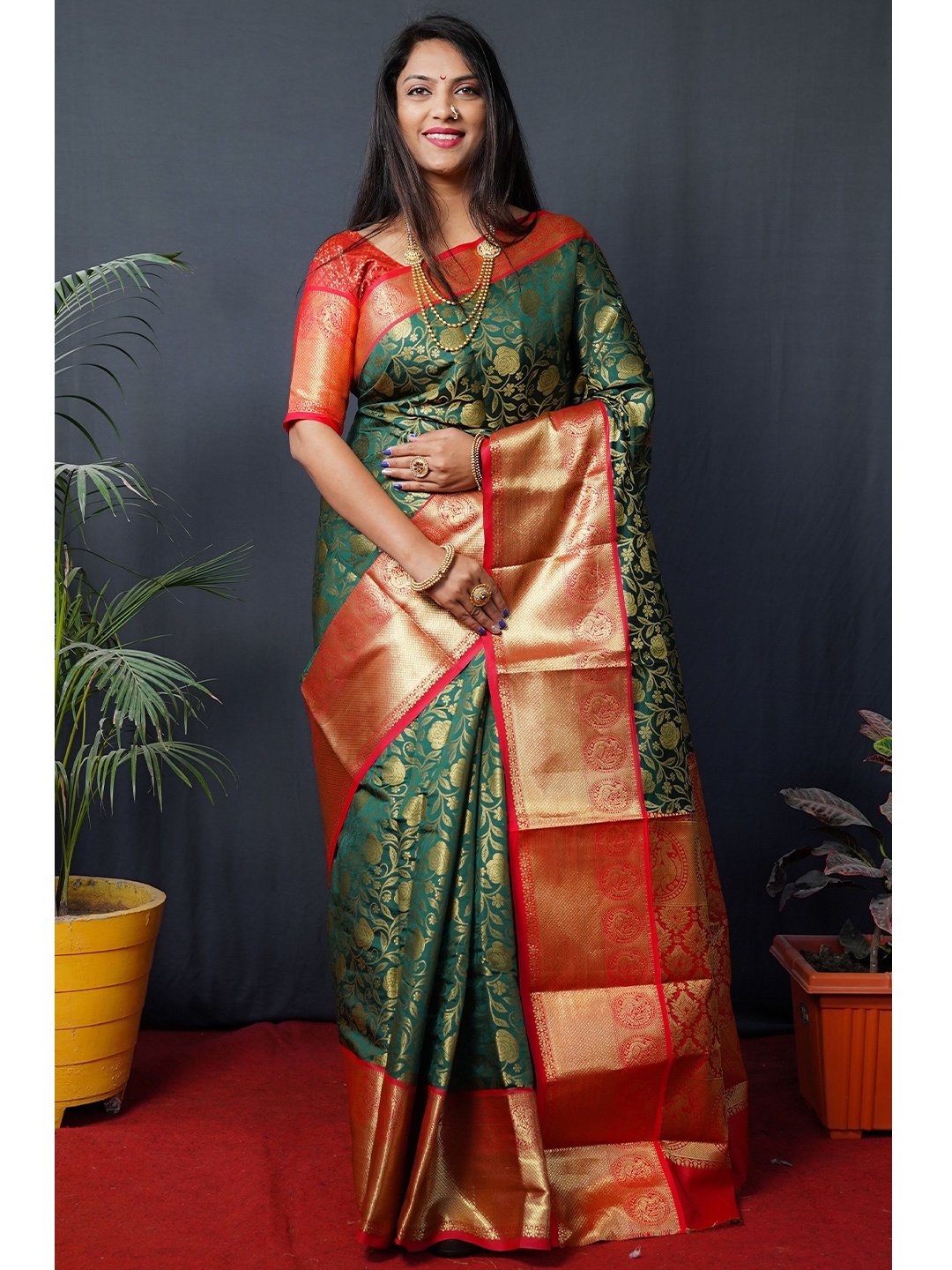 Anaita Floral Design Zari Pure Silk Banarasi Saree, Green