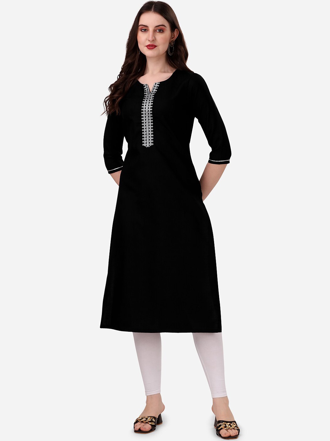 

HERE&NOW Notch Neck Thread Work Straight Kurta, Black