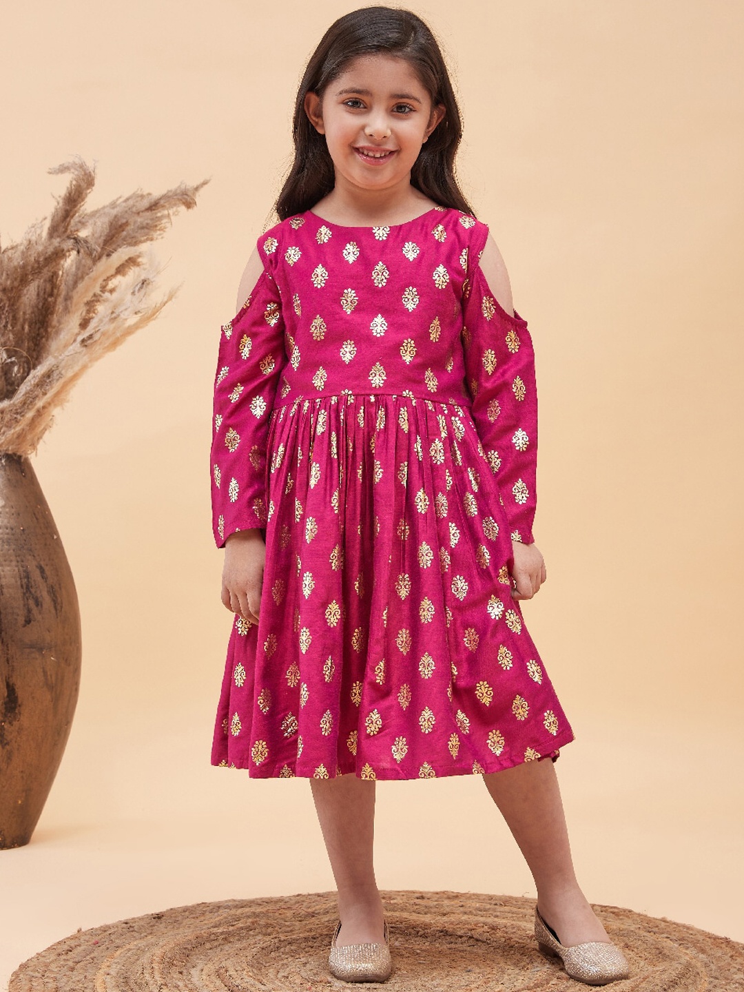 

VASTRAMAY Girls Ethnic Motifs Printed Cold-Shoulder Sleeves Fit and Flare Ethnic Dress, Fuchsia