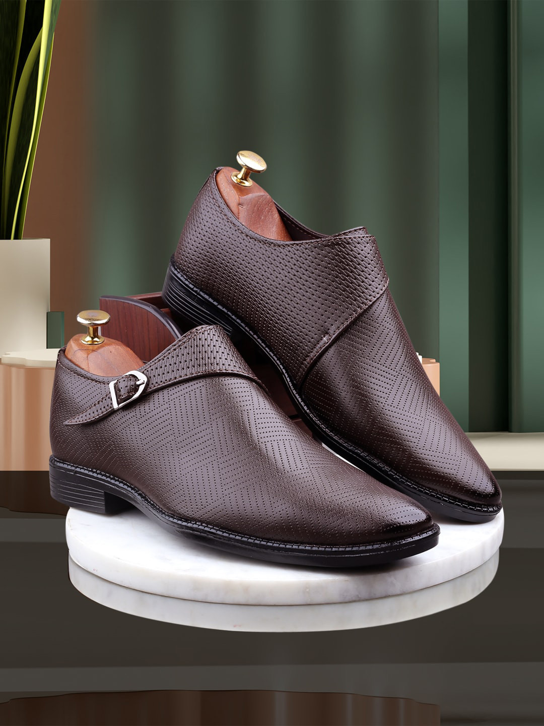 

FOUR STAR TRUCK SALES Men Textured Formal Monk Shoes With Buckle, Brown