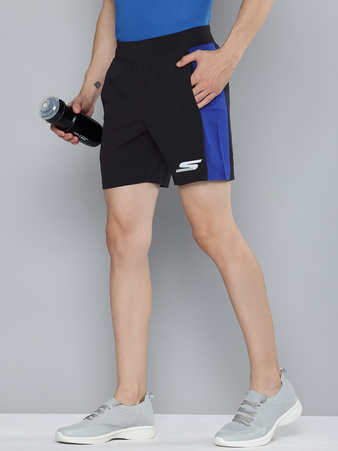 

Skechers Men Comfort Fit Moisture Wicking SKECHWEAVE Training Or Gym Sports Shorts, Black