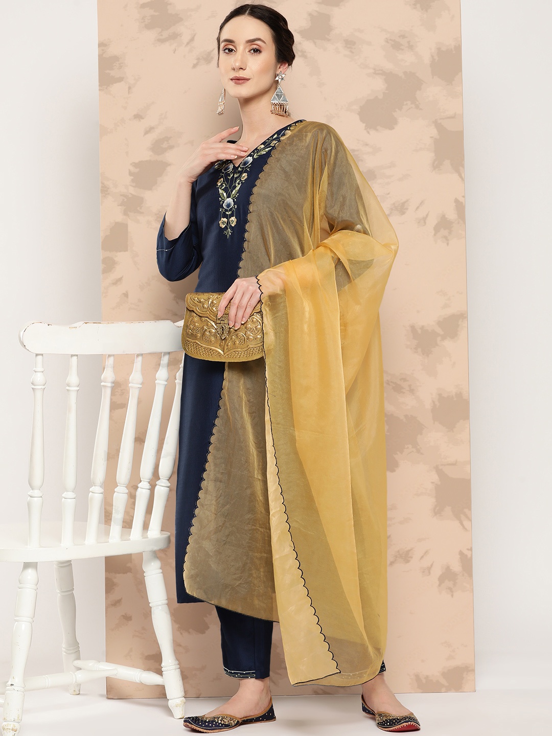 

Yufta Women Blue Embroidered Regular Chikankari Kurta with Trousers & With Dupatta