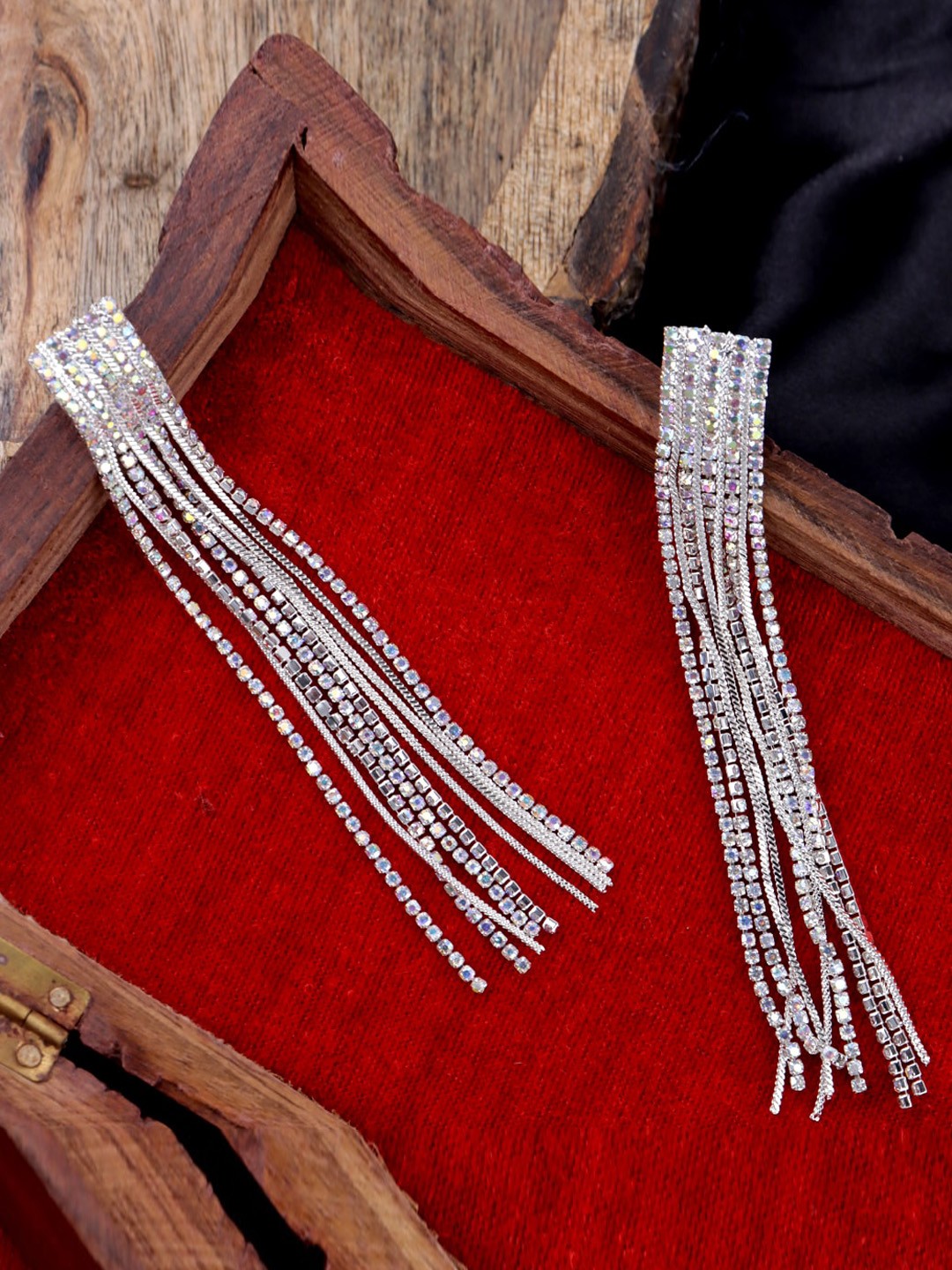 

VAGHBHATT Silver-Plated Classic Drop Earrings