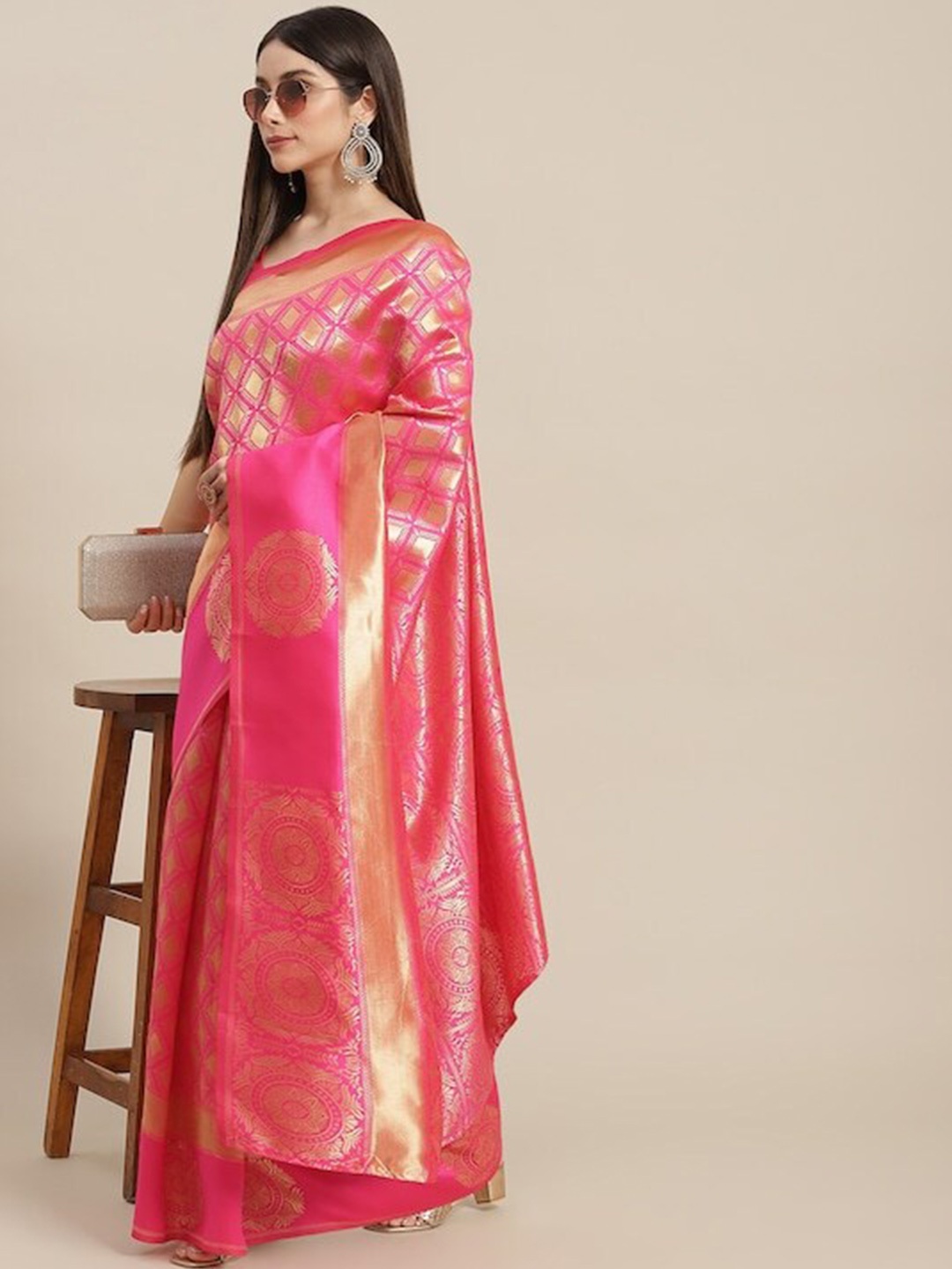 

GAJARAI Geometric Woven Design Zari Banarasi Saree, Pink