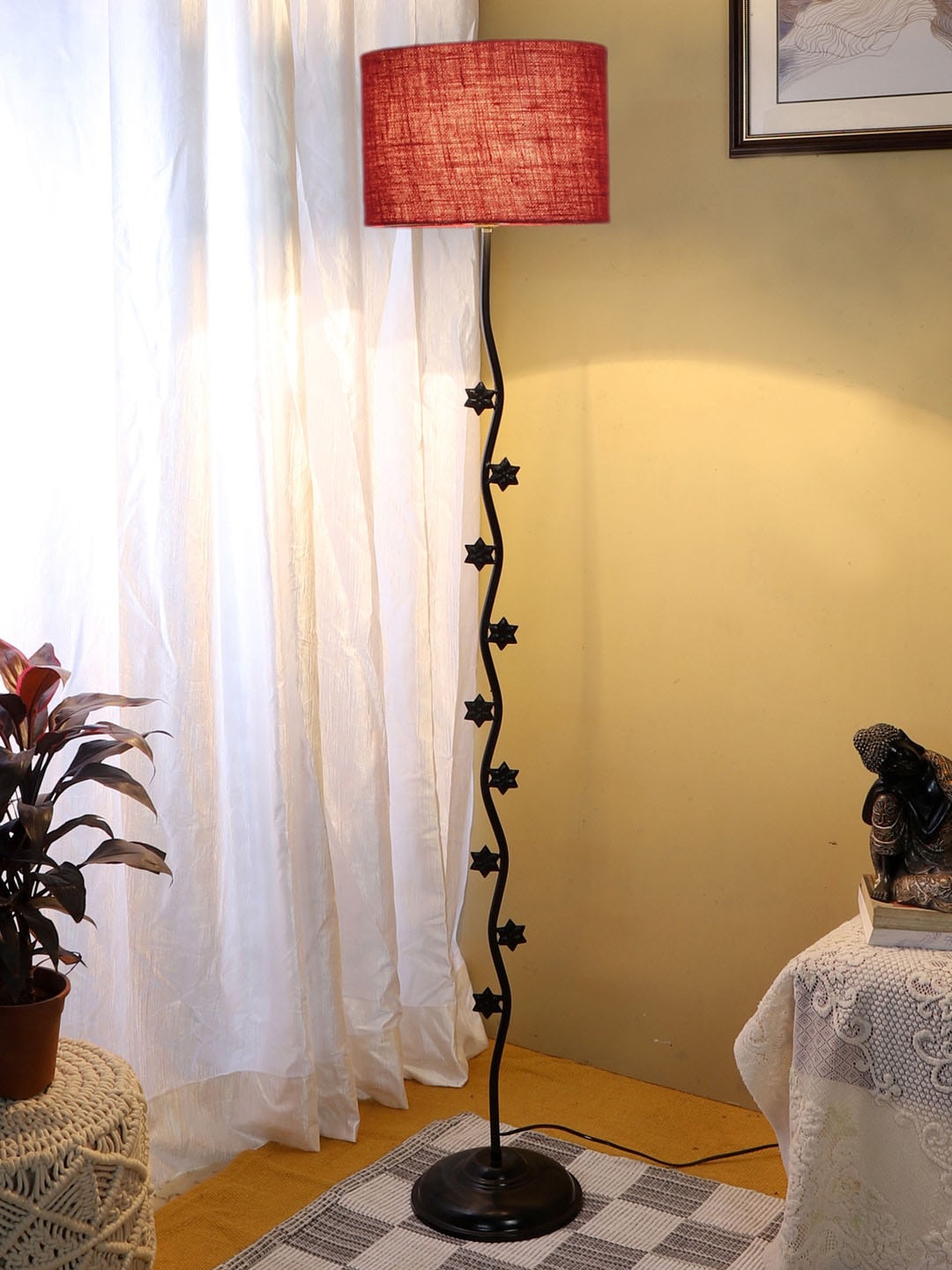 

Devansh Red & Black Cylindrical Quirky Floor Lamp