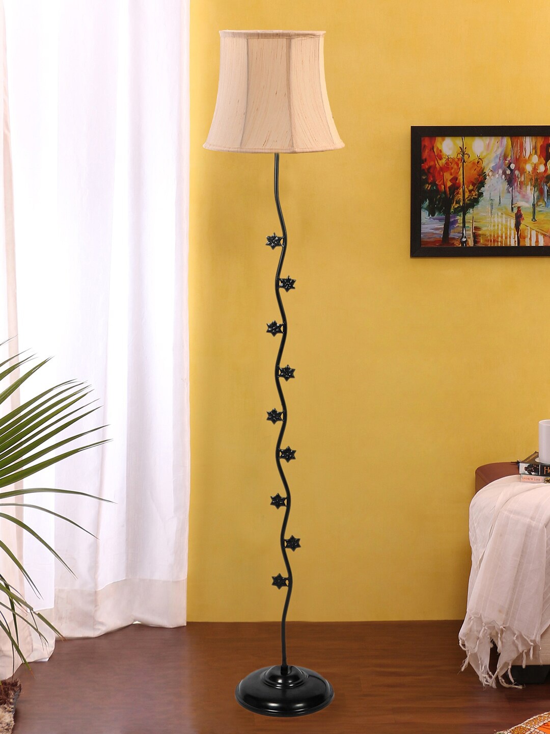 

Devansh Off-White & Black Star Iron Floor Lamp With Cotton Drum Shade