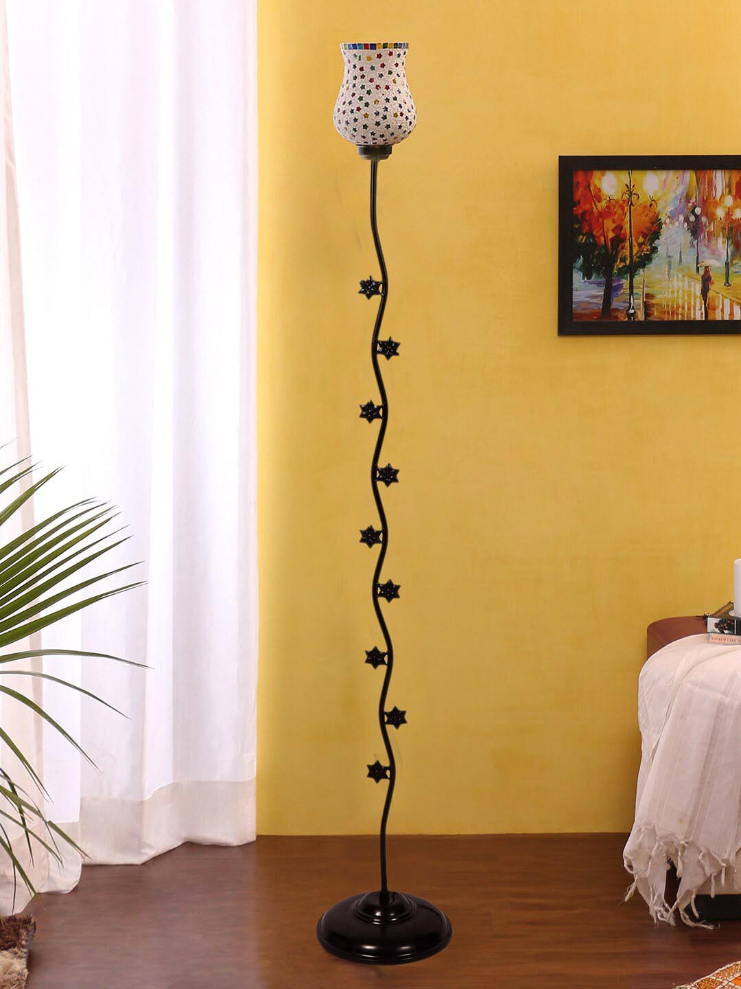 

Devansh White & Black Textured Star Floor Lamp With Mosaic Glass Shade