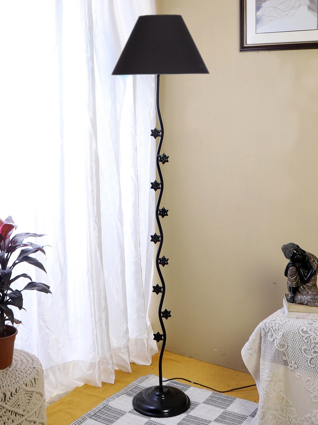 

Devansh White & Black Textured Star Iron Floor Lamp With Cotton Drum Shade