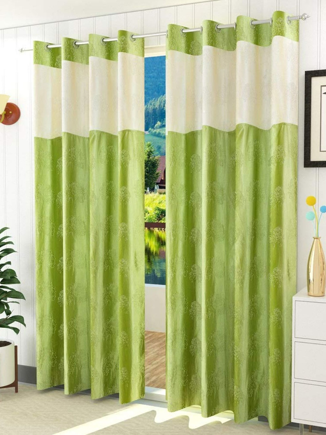 

Bajo's Green & Cream-Coloured Set of 2 Door Curtain