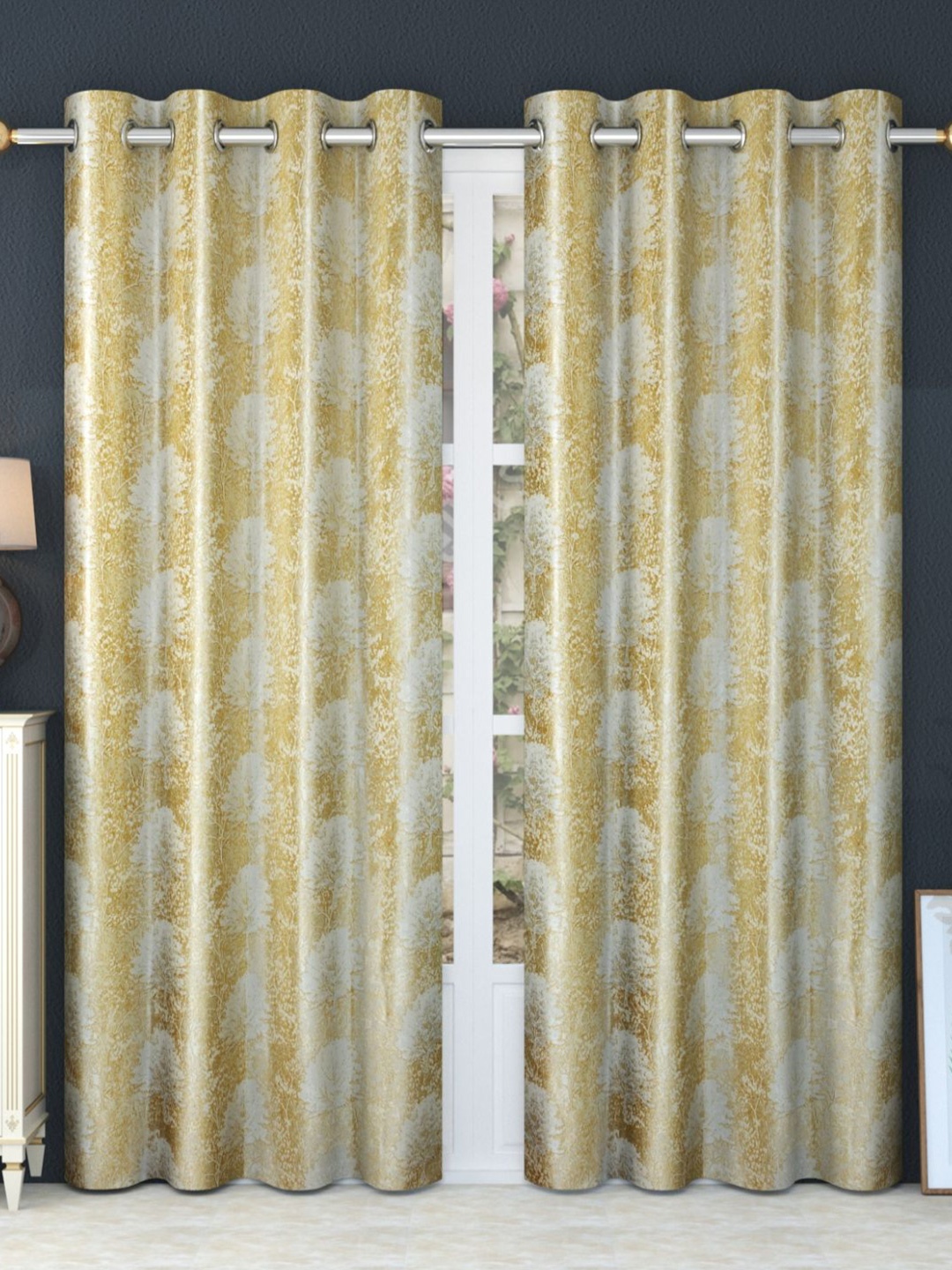 

Bajo's Beige & White Set of 2 Door Curtain