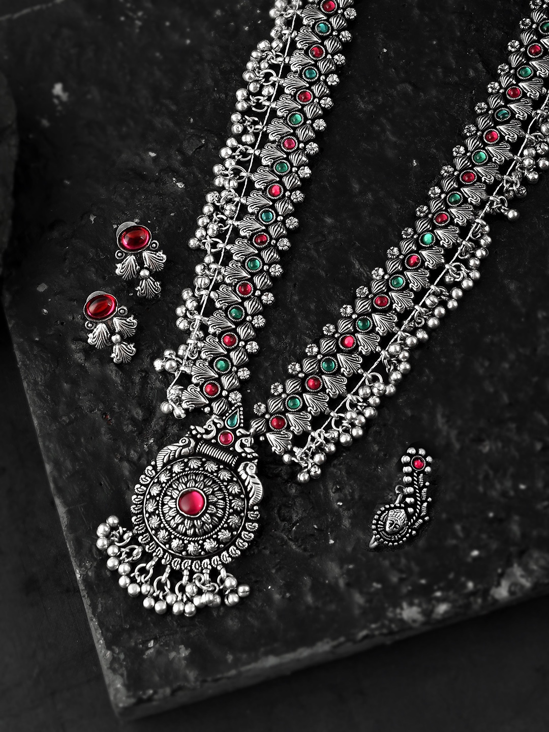 

AQUASTREET JEWELS Silver-Plated Artificial Stone Studded Oxidised Necklace And Earring With Nose Pin Jewellery Set