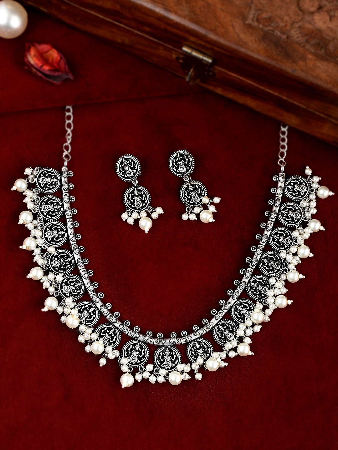 

AQUASTREET JEWELS Oxidized Silver-Plated Beaded Necklace & Earrings Set