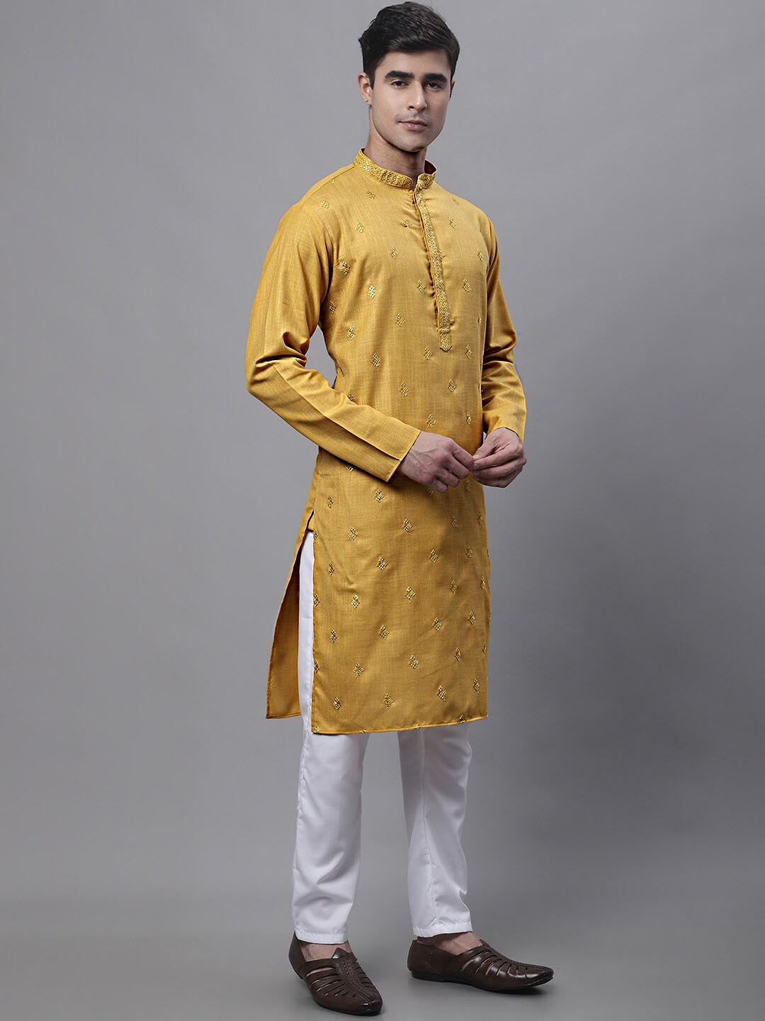 

Jompers Ethnic Motifs Embroidered Thread Work Pure Cotton Kurta With Pyjamas, Mustard