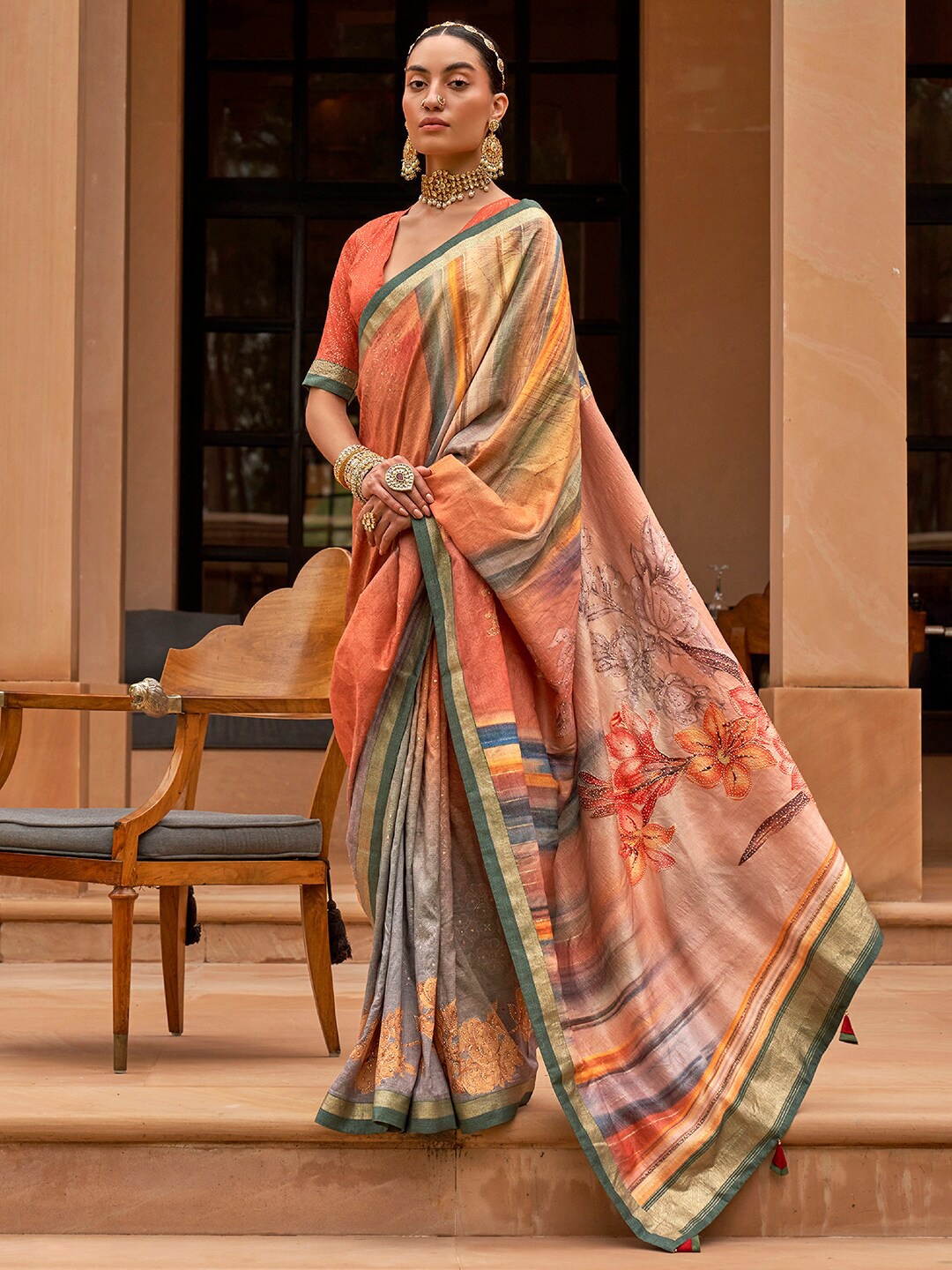 

Anouk Floral Printed Banarasi Saree, Peach