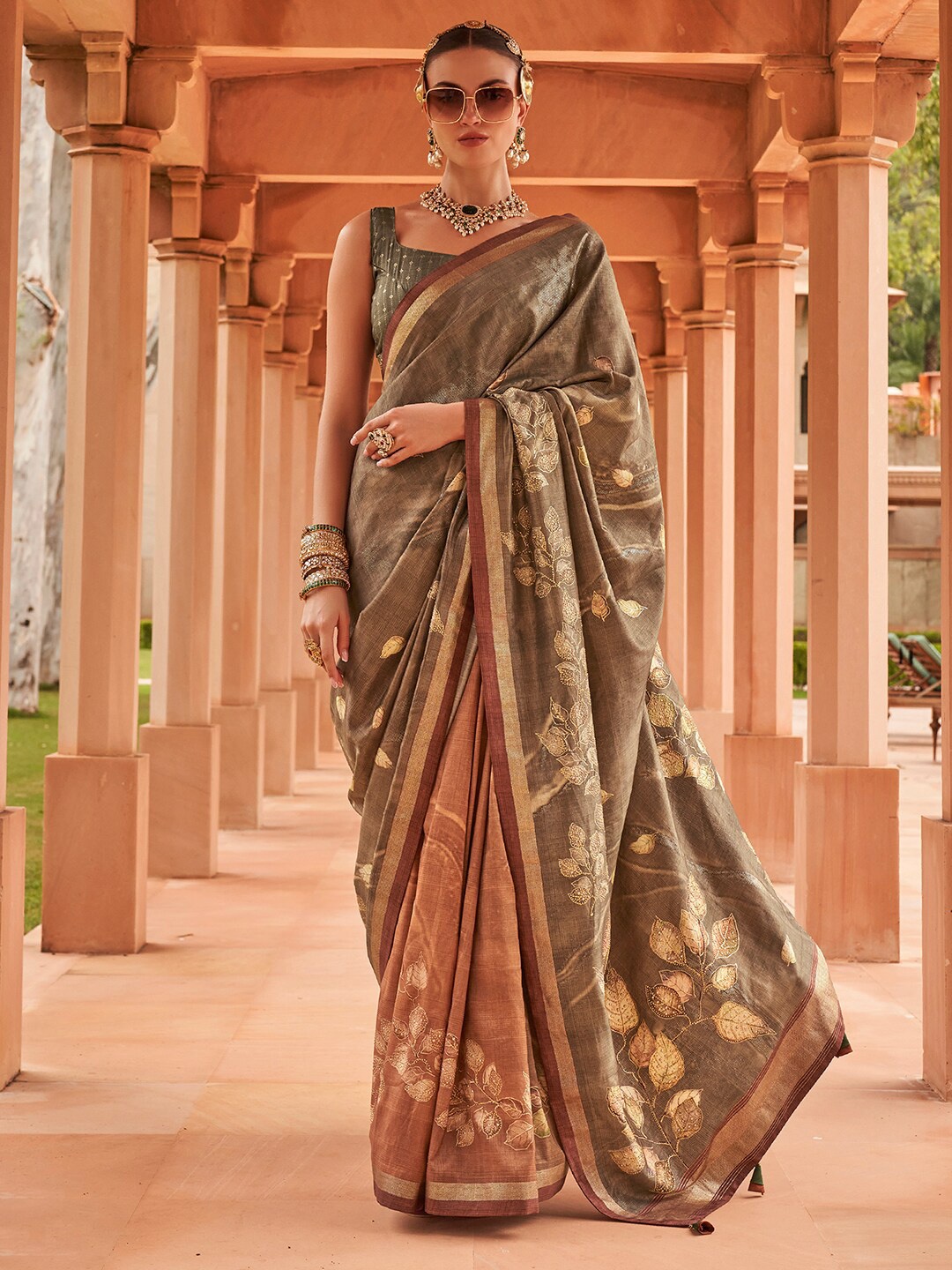 

Anouk Floral Printed Zari Banarasi Saree, Rust