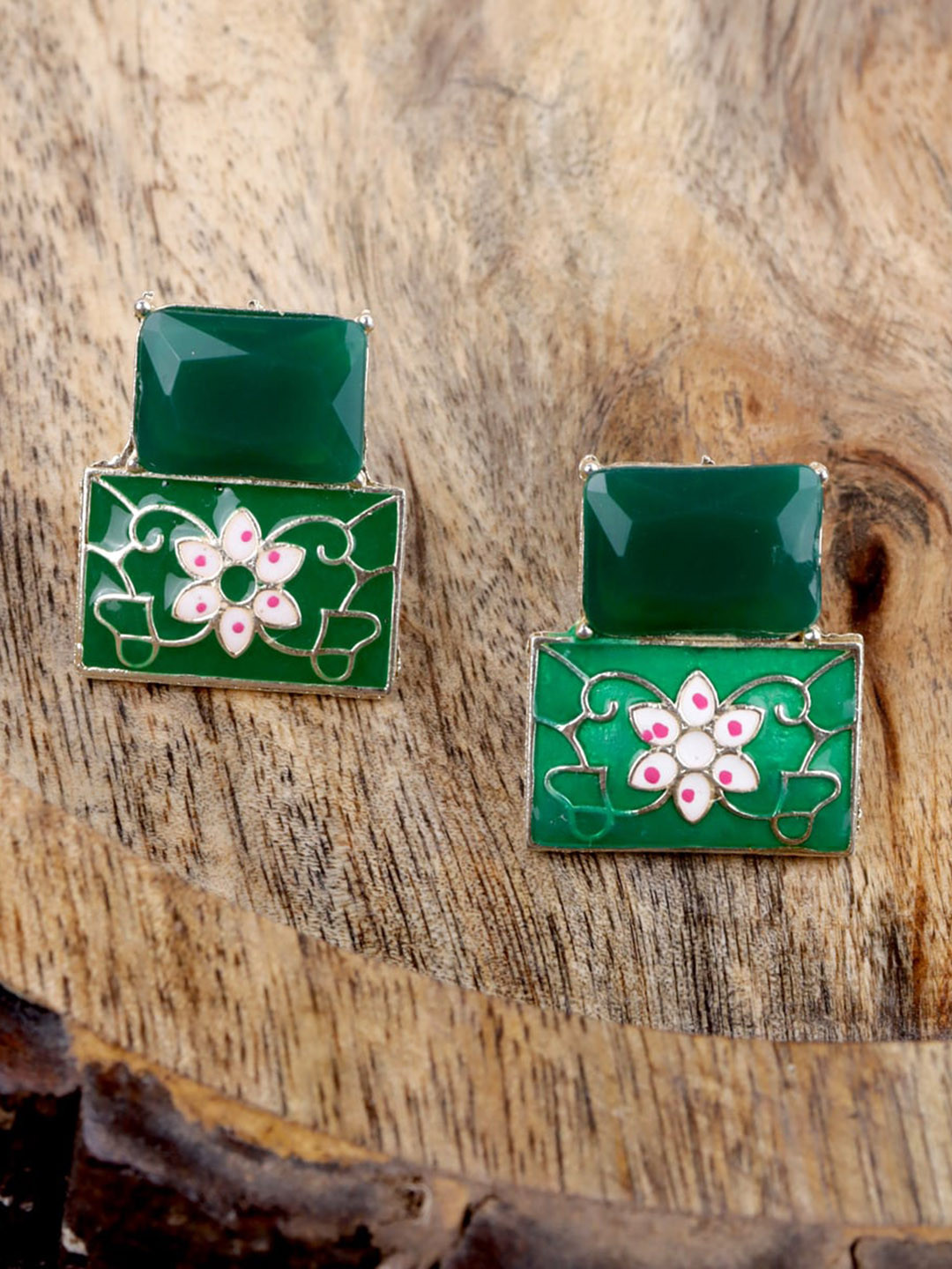

VAGHBHATT Gold Plated Geometric Shaped Drop Earrings, Green