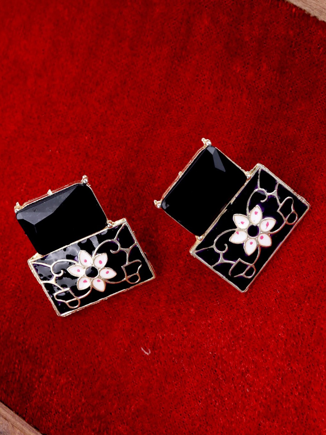 

VAGHBHATT Square Drop Earrings, Black