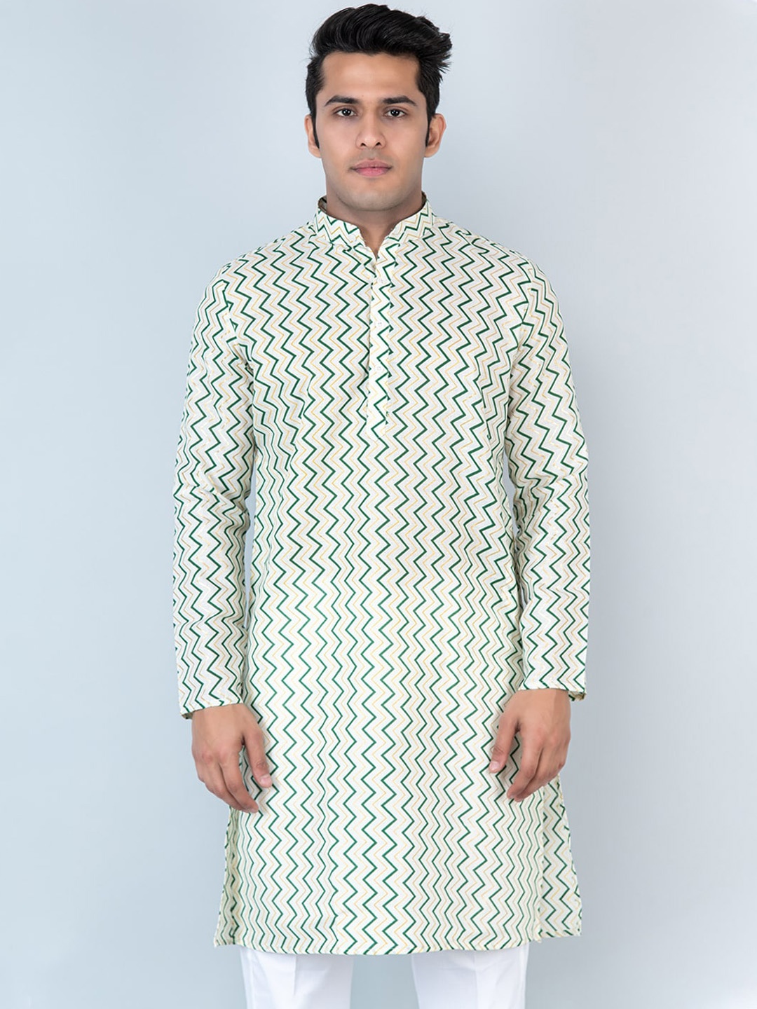 

Tistabene Chevron Printed Mandarin Collar Pure Cotton Kurta, Yellow