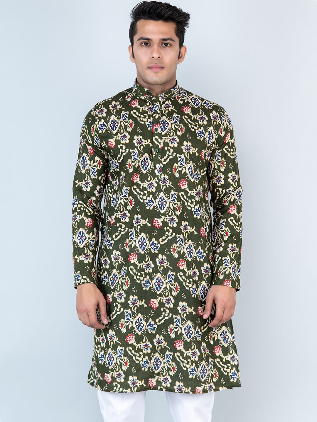 

Tistabene Floral Printed Mandarin Collar Cotton Kurta, Olive