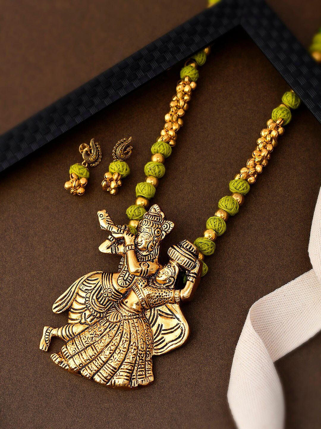

AQUASTREET JEWELS Gold-Plated Beads-Studded Necklace & Earrings Set