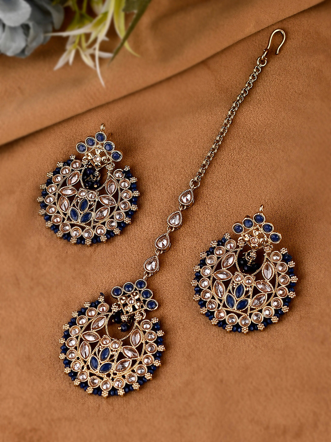 

AQUASTREET JEWELS Gold-Plated American Daimond Necklace & Earrings Set