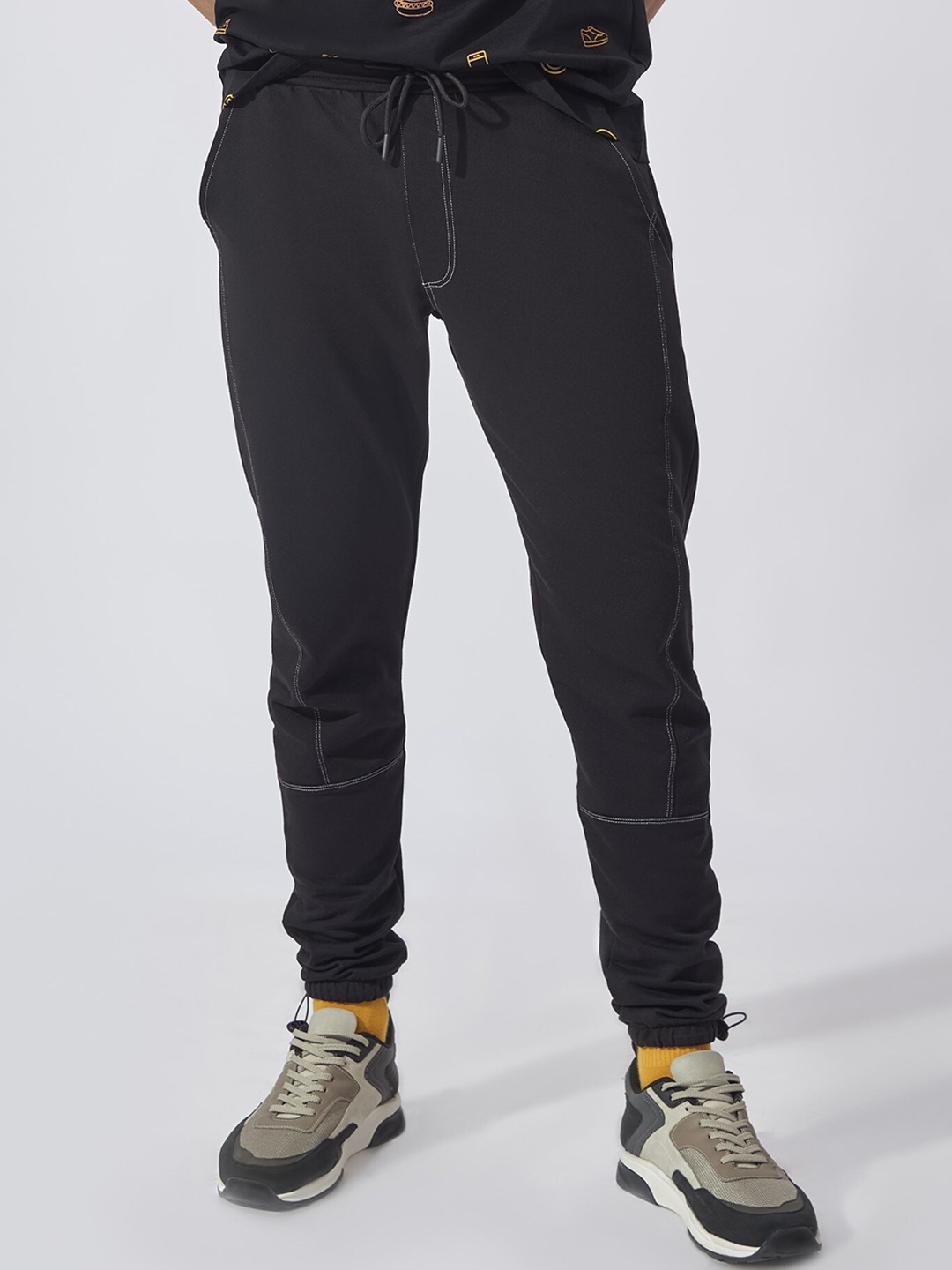 

Maniac Men Mid-Rise Slim-Fit Joggers, Black