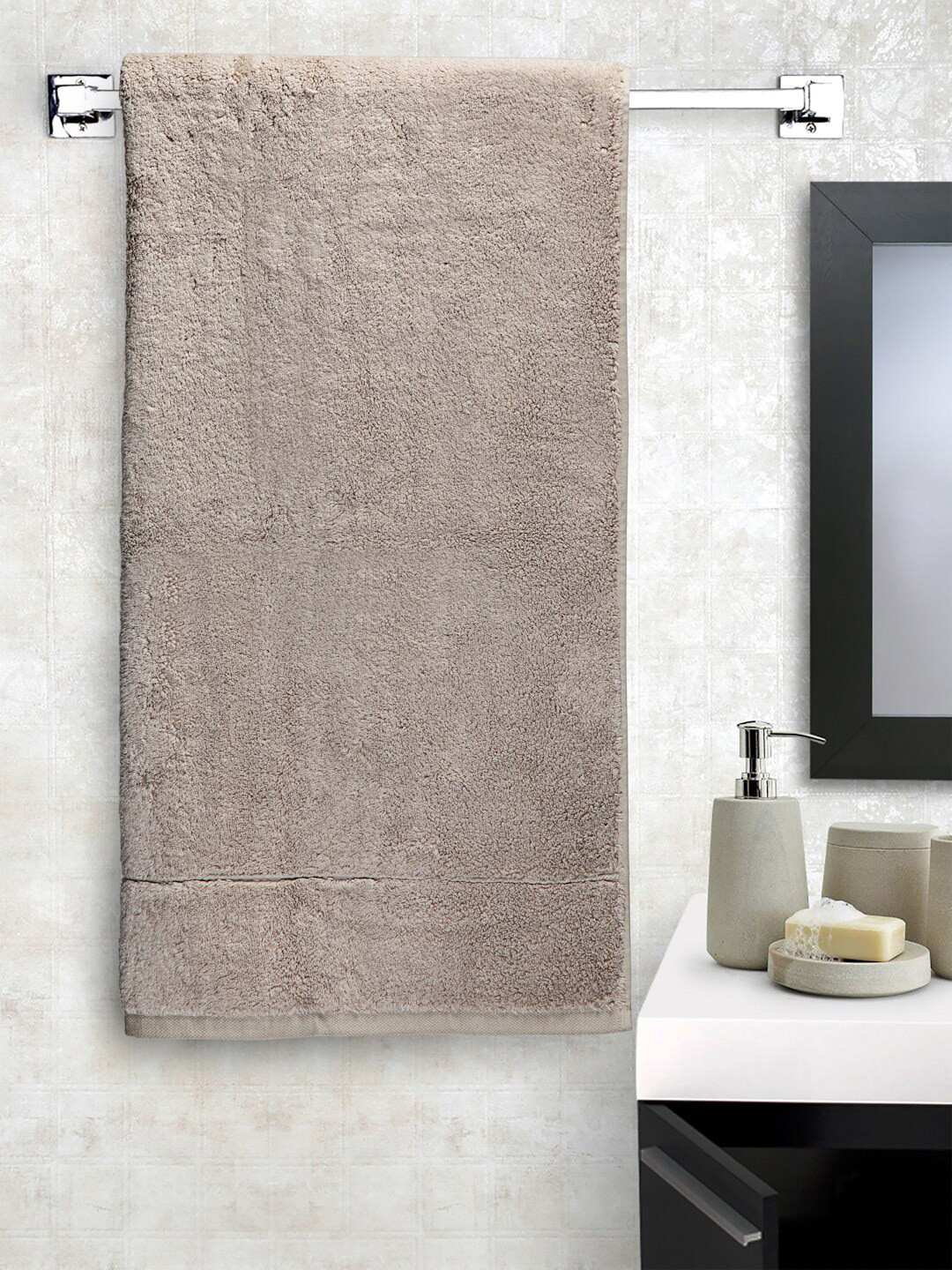

Creeva Luxury Collection Beige 525 GSM Pure Cotton Super Absorbent Bath Towel