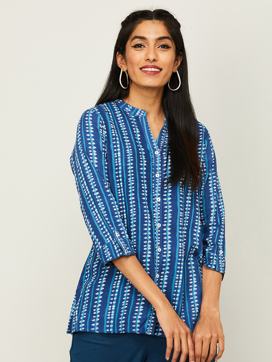 

Melange by Lifestyle Striped Printed Mandarin Collar Kurti, Blue