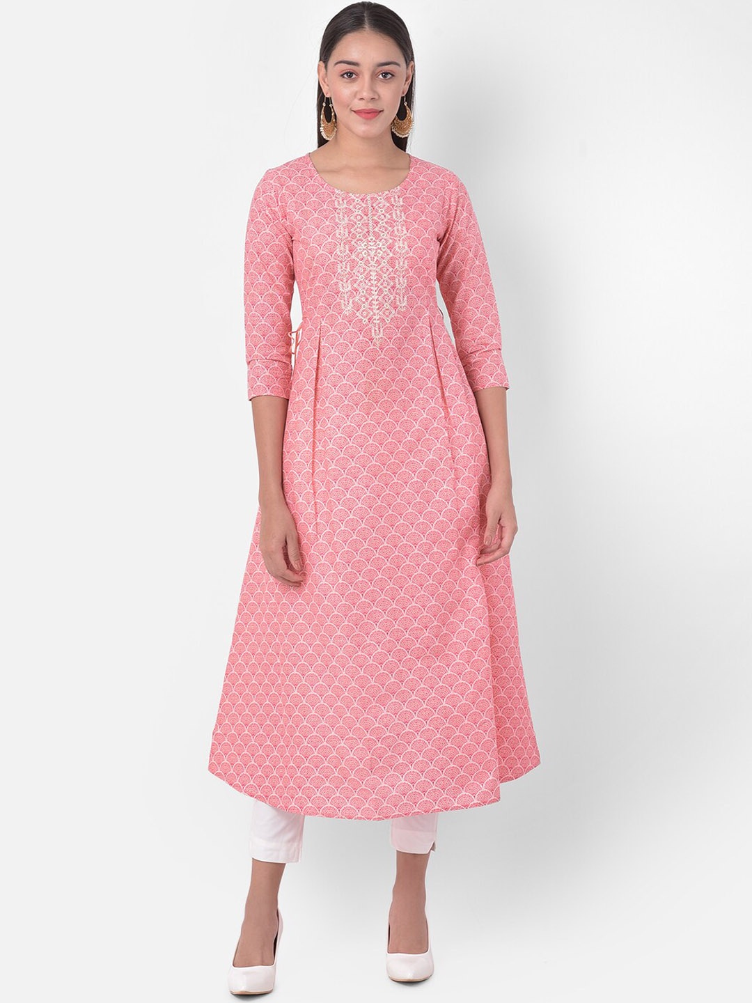 

Span Ethnic Motifs Printed Thread Work Kurta, Peach