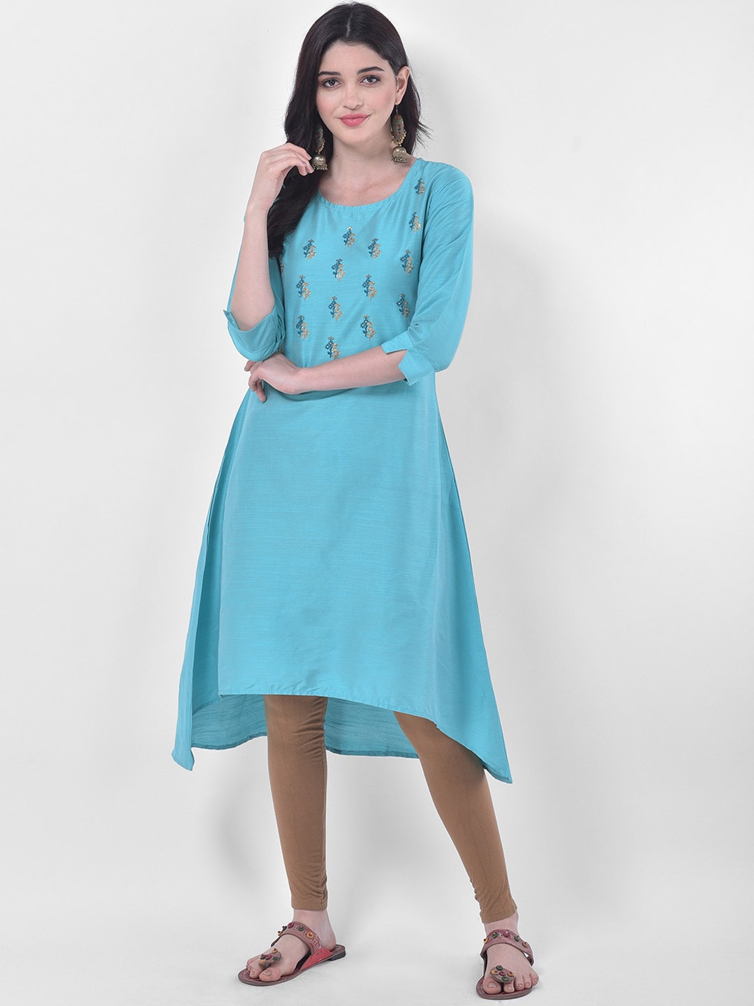 

Span Floral Embroidered Sequins Pure Cotton Kurta, Blue