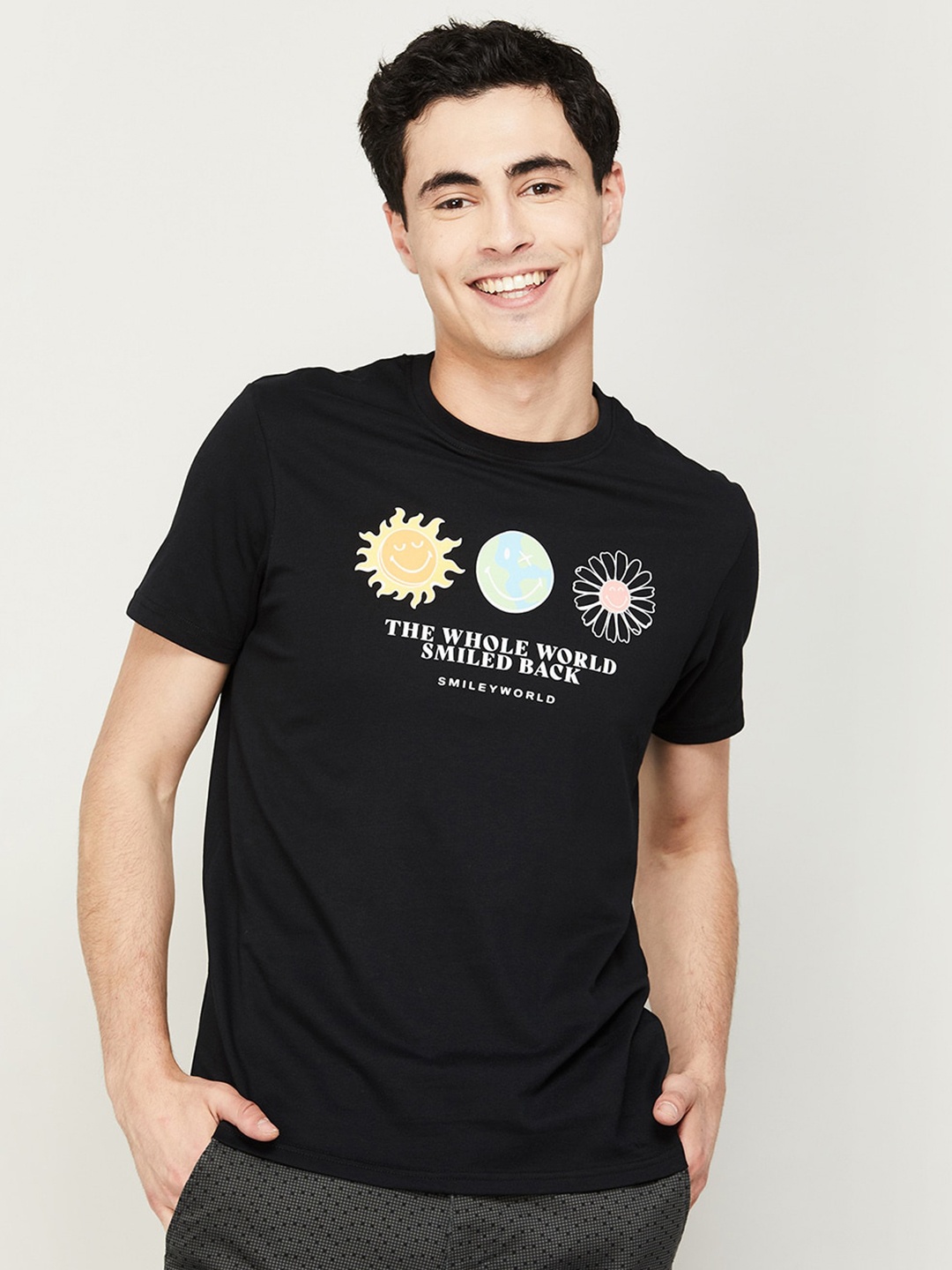 

SmileyWorld Graphic Printed Cotton T-shirt, Black