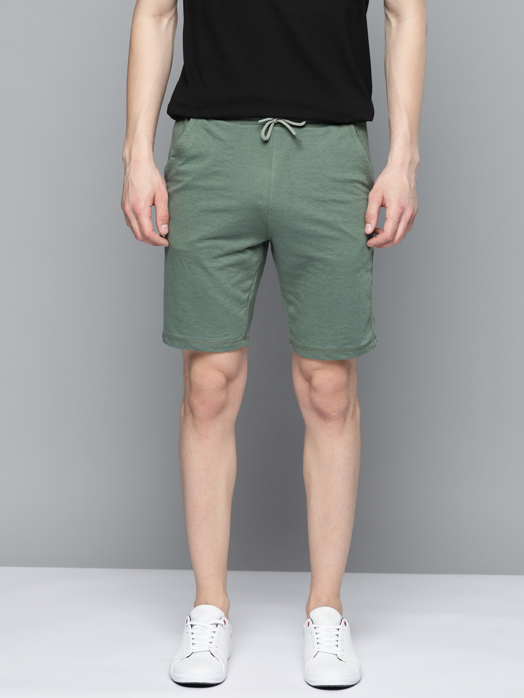 

Mast & Harbour Solid Outdoor Shorts, Olive