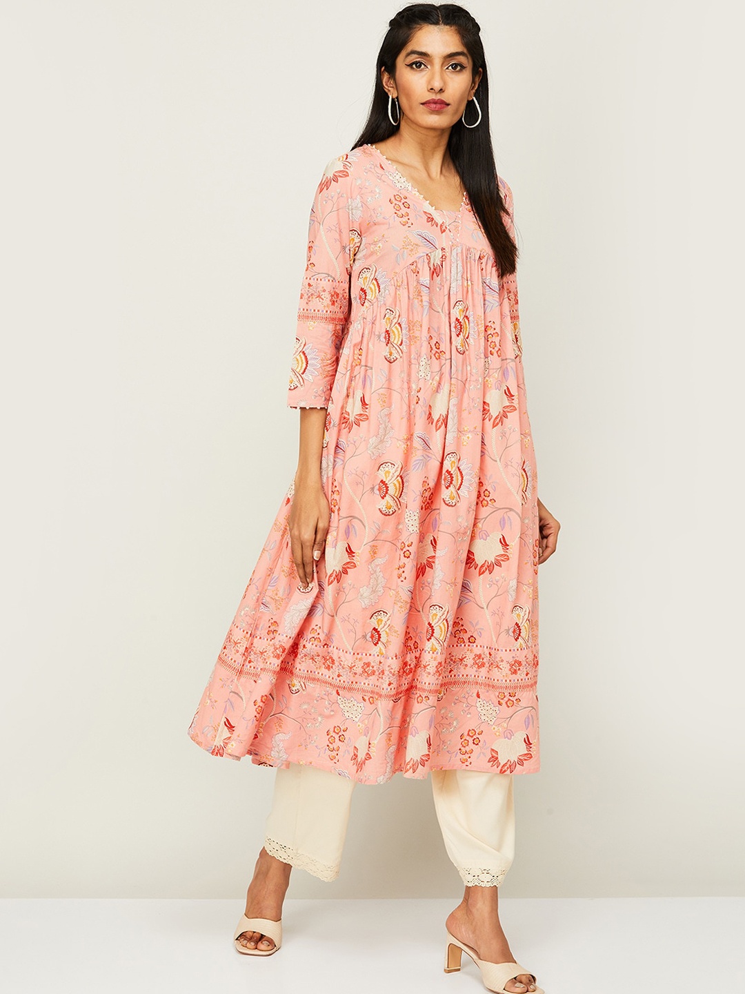 

Melange by Lifestyle Floral Printed Beads And Stones Empire Cotton Kurta, Peach