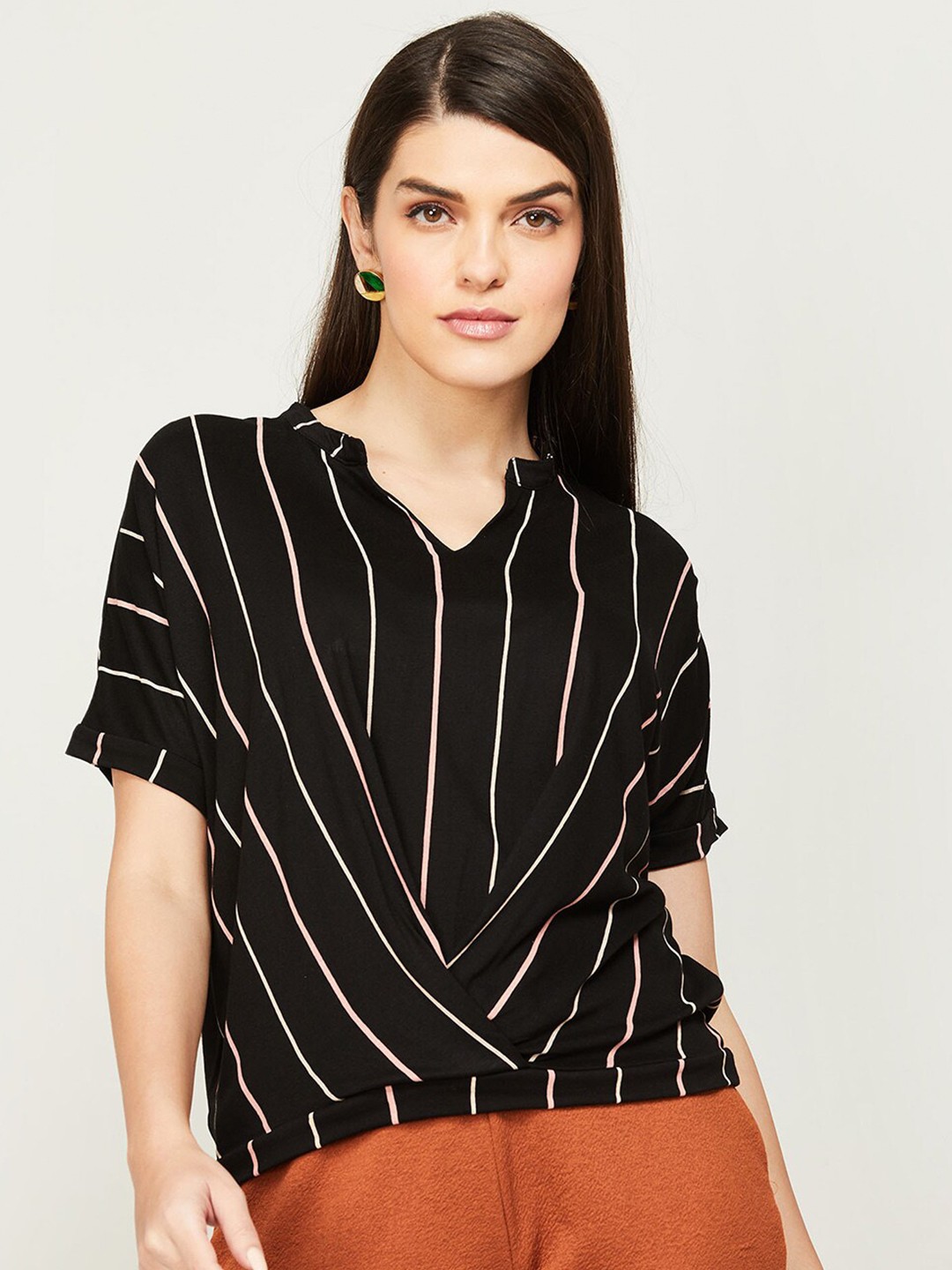 

CODE by Lifestyle Striped Mandarin Collar Extended Sleeves Top, Black