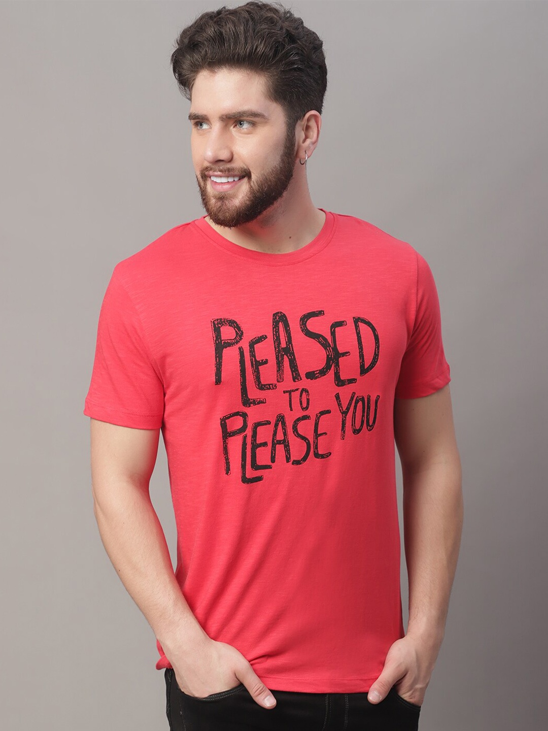 

DOOR74 Men Red V-Neck T-shirt