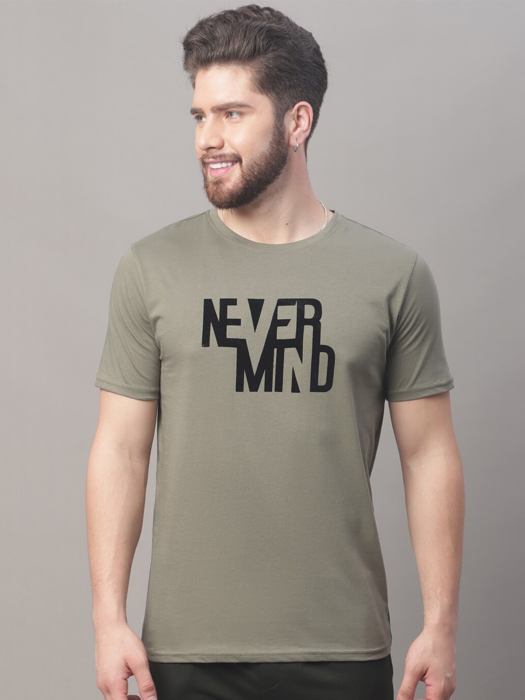 

DOOR74 Men Green Typography Striped T-shirt