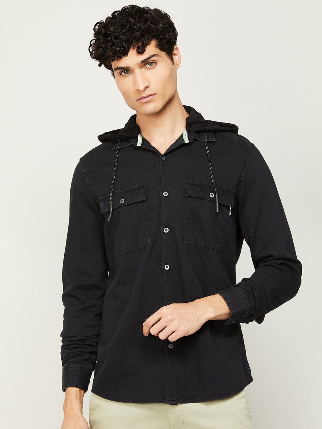 

Bossini Men Grey Slim Fit Casual Shirt