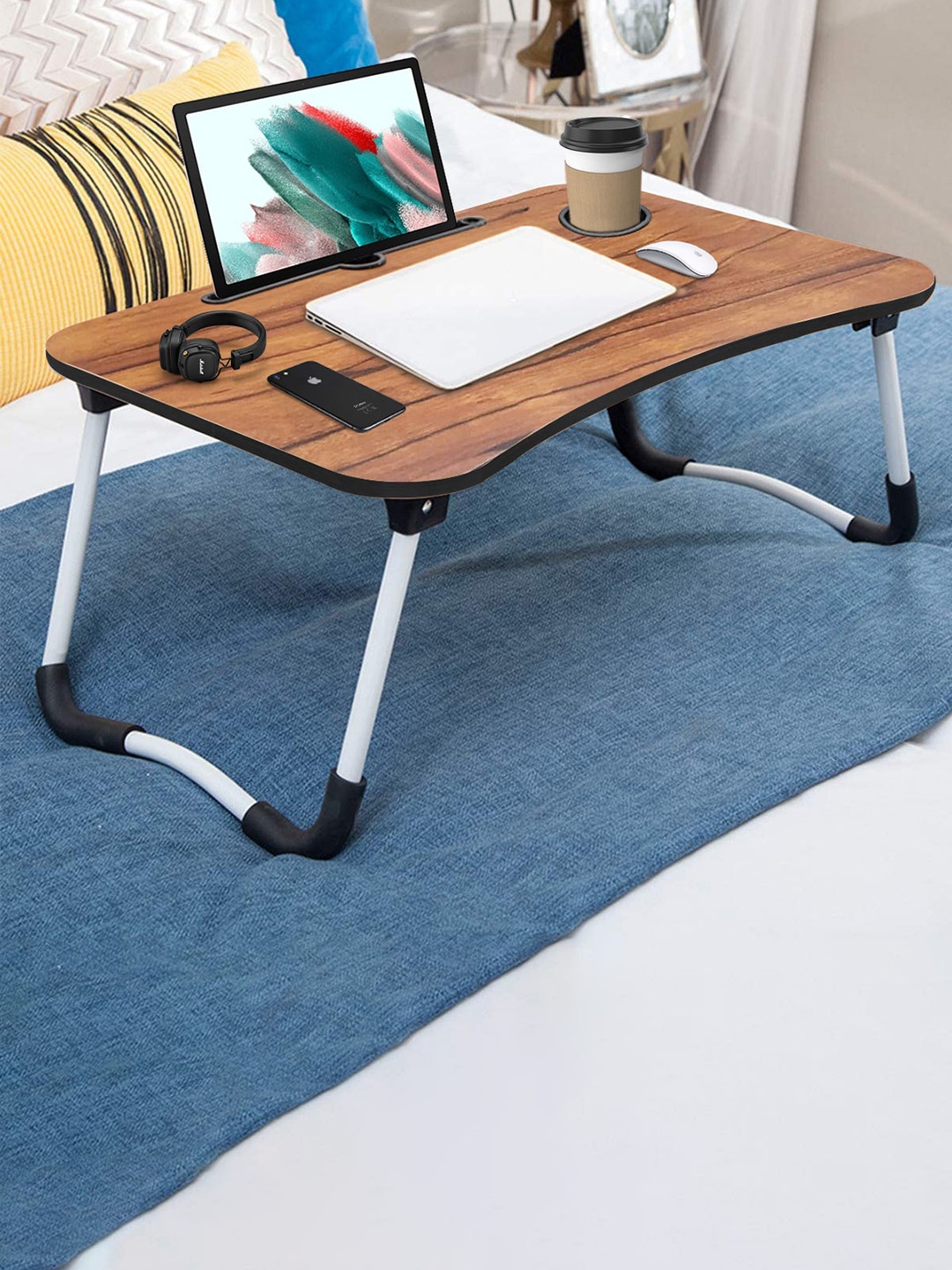 

Sattva Brown & White Printed Portable Folding Laptop Table