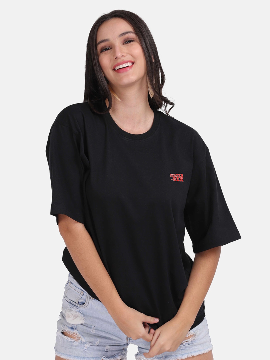 

Mad Over Print Women Black Applique Loose T-shirt