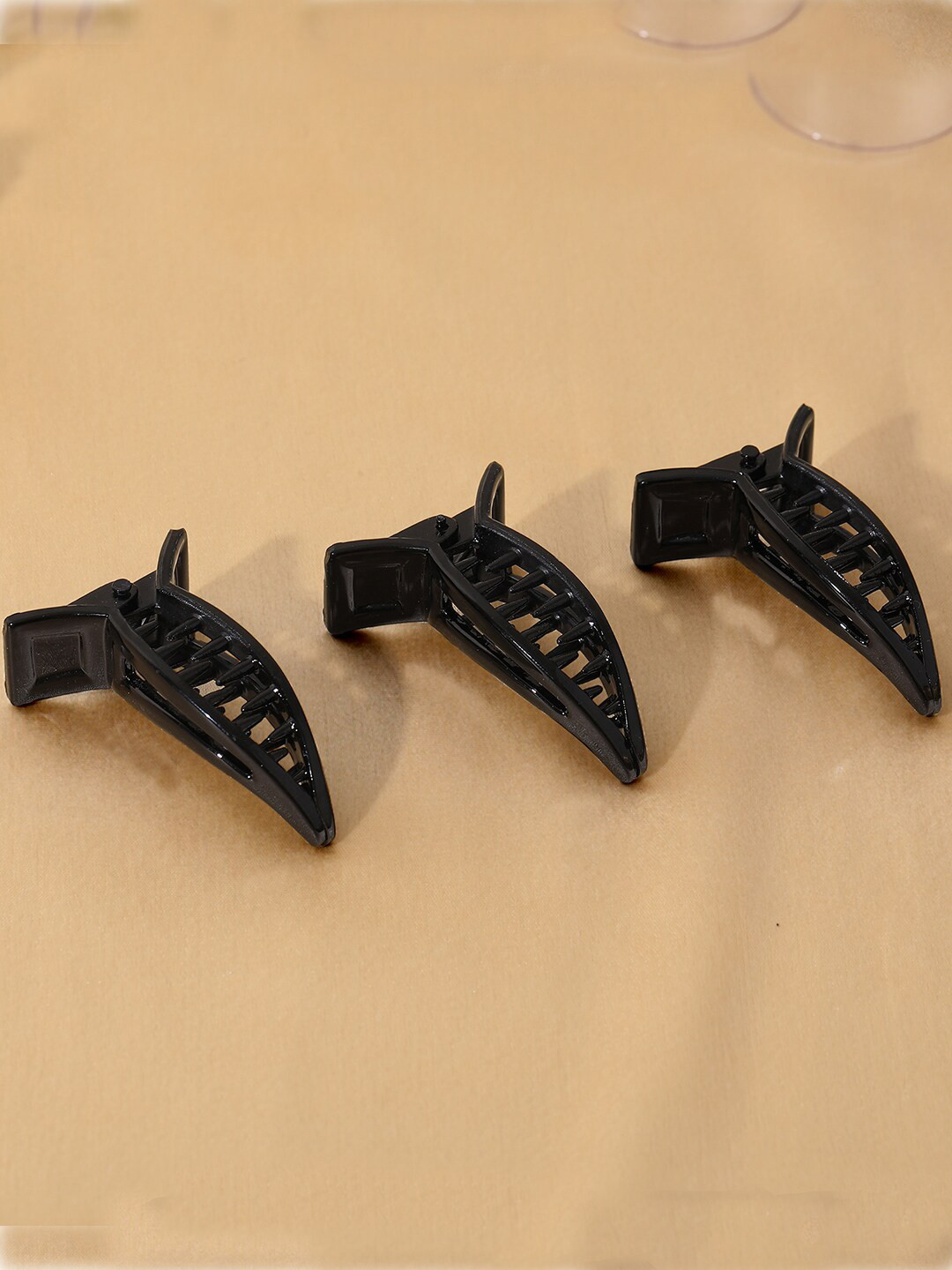 

Estele Women Set of 3 Banana Clip, Black