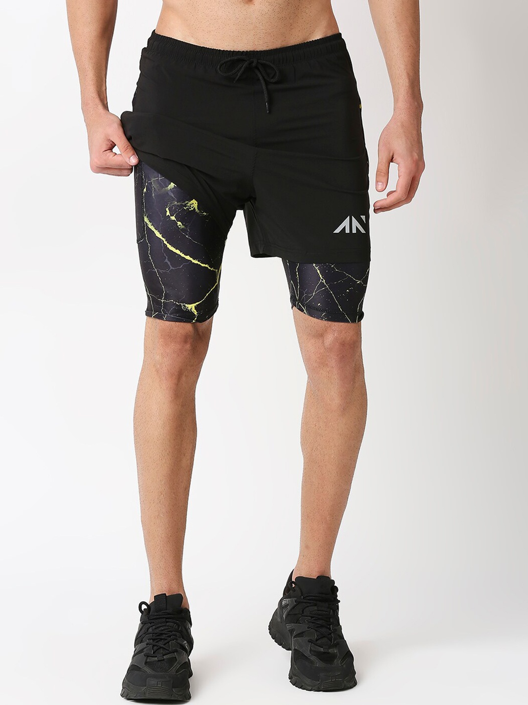 

AESTHETIC NATION Men Black Printed Slim Fit Training or Gym Shorts