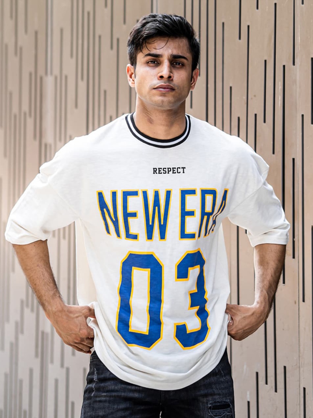 

Powerlook Typography Printed Drop Shoulder Sleeves Cotton Oversize T-shirt, White