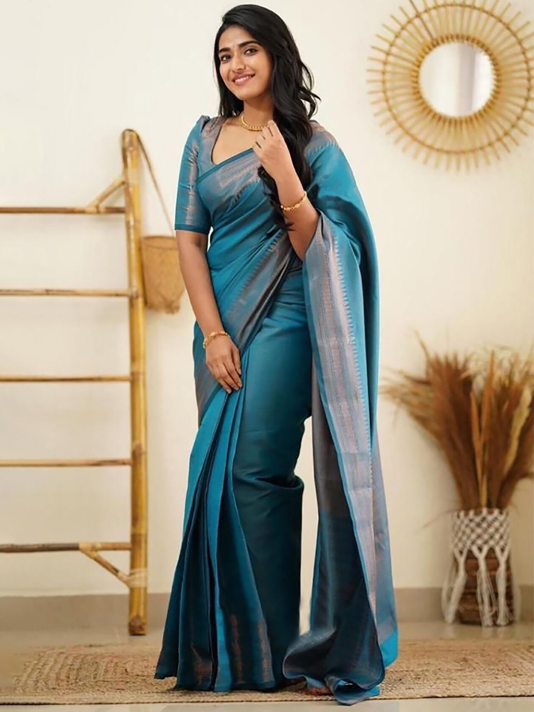 

Anjaneya Sarees Zari Silk Blend Saree, Teal