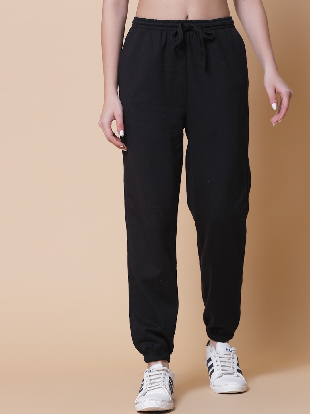

HILL STREET Women Regular-Fit Mid-Rise Cotton Joggers, Black
