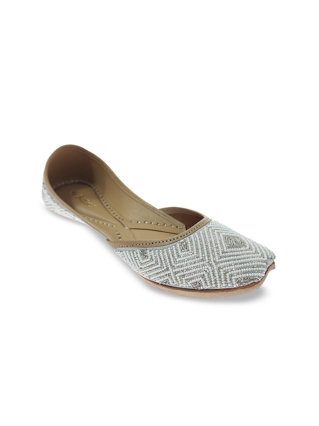 

Fulkari Women Pure Embellished Leather Ethnic Mojaris, White