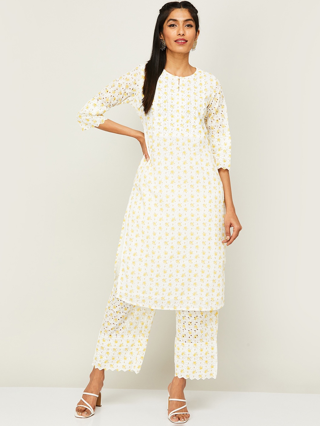 

Melange by Lifestyle Floral Printed Straight Kurta with Palazzos, White