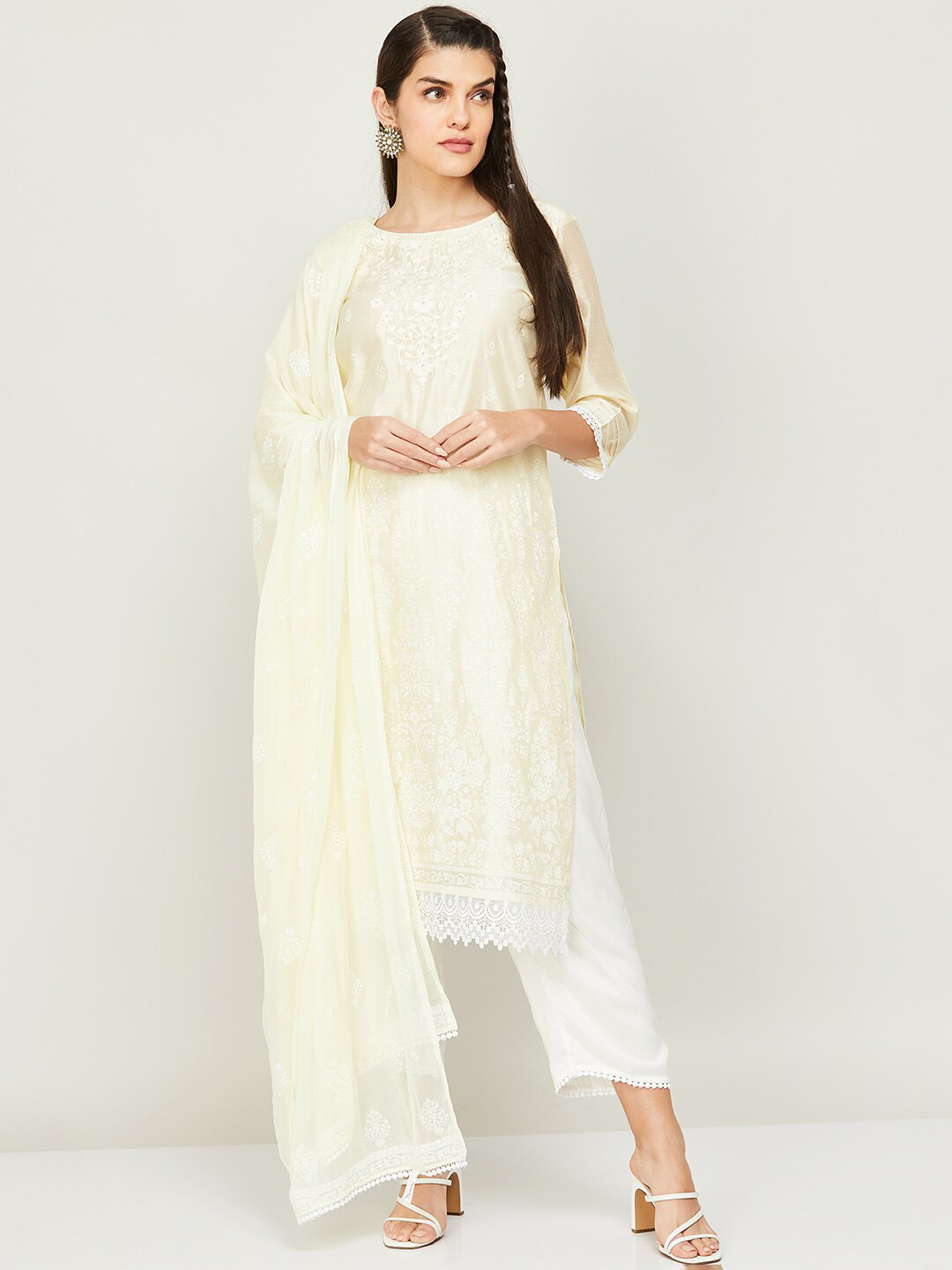 

Melange by Lifestyle Ethnic Embroidered Straight Kurta with Trousers & Dupatta, Yellow